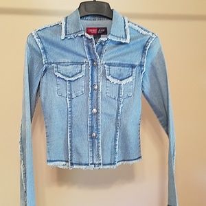 Lightweight denim jacket